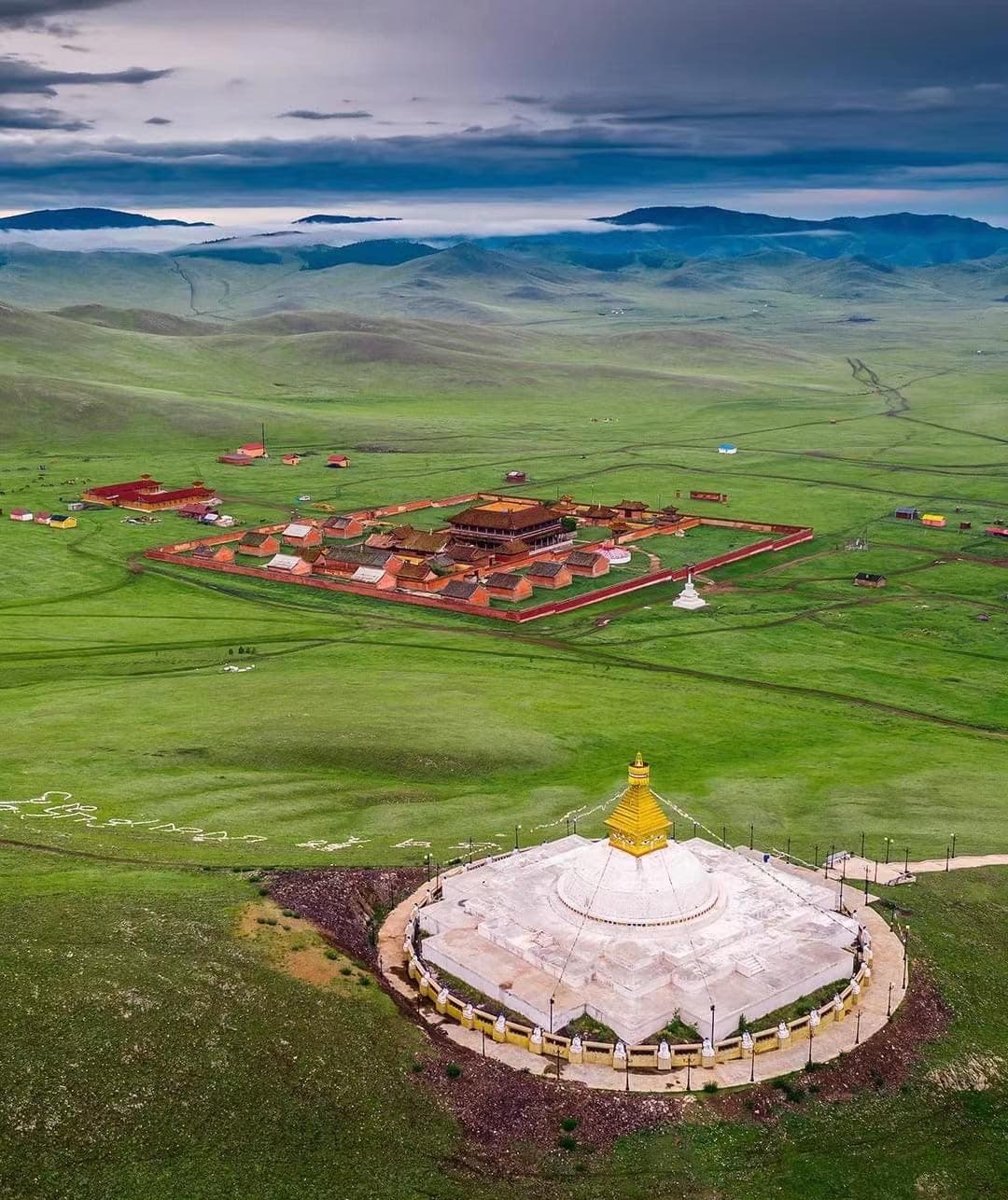 tourImages/af07by0.jpeg0